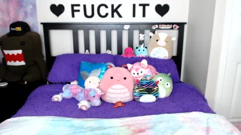 Mackenzie Wolfe online show from 01-28-25, 07:32