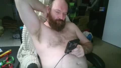 Snapshot of mackhere4u chatting on 07-10-26, 04:06 mackhere4u online show from 07-10-26, 04:06