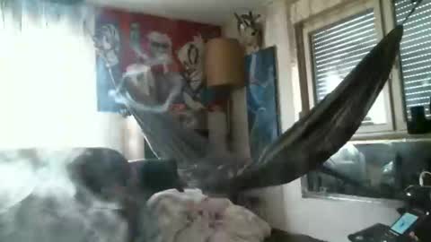 Manuel online show from 02-04-25, 01:06