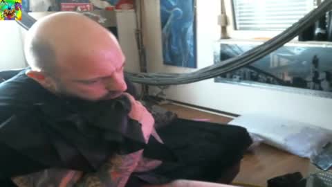 Manuel online show from 03-06-25, 02:18