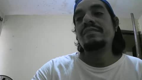Snapshot of mad_masturbador_45 chatting on 11-10-25, 02:05 Cris B online show from 11-10-25, 02:05