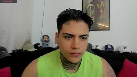 Snapshot of mad_maxxx1 chatting on 02-14-26, 12:02 max online show from 02-14-26, 12:02