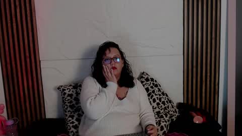madam_artemisa online show from 02-26-25, 02:37