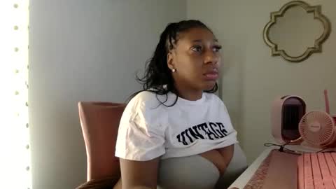 madam_glam online show from 04-29-26, 05:30