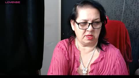 Snapshot of madam_sanjanne chatting on 02-02-25, 09:34 Madam Sanjanne online show from 02-02-25, 09:34