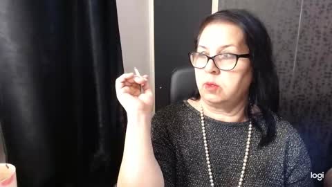 Snapshot of madam_sanjanne chatting on 10-17-25, 02:26 Madam Sanjanne online show from 10-17-25, 02:26