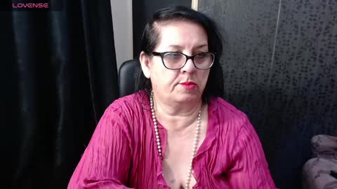 Snapshot of madam_sanjanne chatting on 05-19-26, 04:52 Madam Sanjanne online show from 05-19-26, 04:52