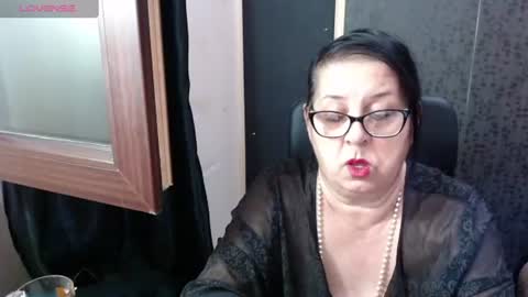 Snapshot of madam_sanjanne chatting on 07-26-26, 03:25 Madam Sanjanne online show from 07-26-26, 03:25