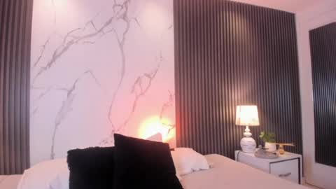 Snapshot of madame_lilith chatting on 06-19-26, 11:14 madame lilith online show from 06-19-26, 11:14