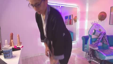 Madame Scarllet  online show from 04-23-26, 12:29