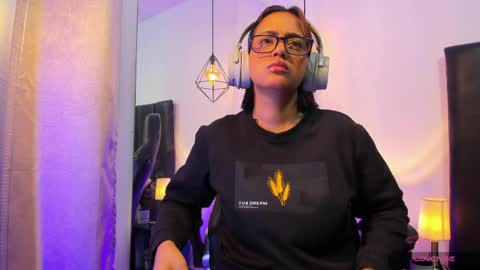 Maddie Ray online show from 05-20-26, 12:00