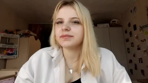 Sabrina online show from 05-14-26, 07:59
