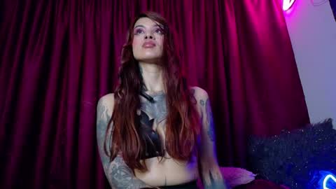 Snapshot of maddilust chatting on 05-29-26, 07:45 Miss Lust online show from 05-29-26, 07:45