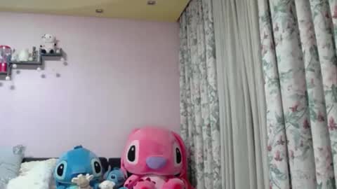 Snapshot of maddison_summer chatting on 02-17-26, 11:22 Maddison Summer online show from 02-17-26, 11:22