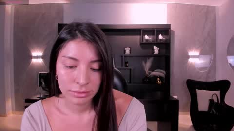 Snapshot of maddisontaylor chatting on 03-12-26, 08:26 Maddison online show from 03-12-26, 08:26