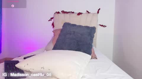 Snapshot of maddisson_quenn05 chatting on 02-23-26, 08:06 maddisson_quenn05 online show from 02-23-26, 08:06