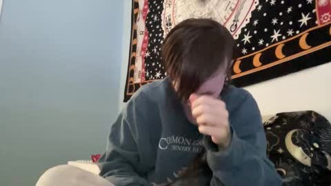 Snapshot of maddlips chatting on 11-16-25, 01:28 Rat Boy online show from 11-16-25, 01:28