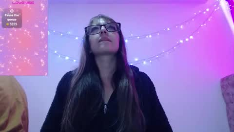 Snapshot of maddy_14 chatting on 12-15-25, 07:18 Maddy UwU online show from 12-15-25, 07:18