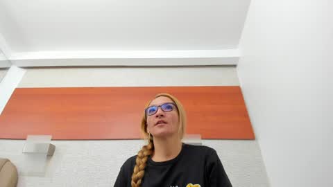 maddy cartter online show from 06-19-26, 10:41