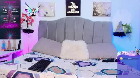 Snapshot of maddy_estheer chatting on 01-15-26, 07:28 maddy online show from 01-15-26, 07:28