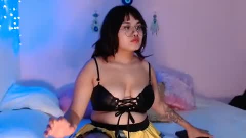 Snapshot of maddy_jhonsson chatting on 03-05-25, 12:38 Maddy online show from 03-05-25, 12:38