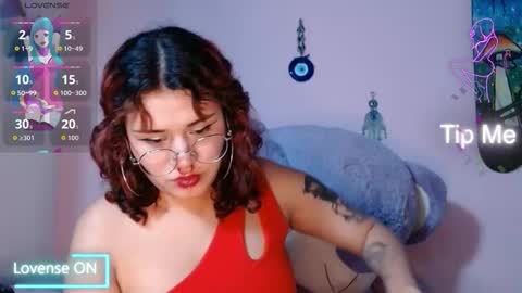 Snapshot of maddy_jhonsson chatting on 09-12-25, 02:11 Maddy online show from 09-12-25, 02:11