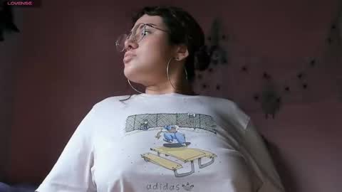 Snapshot of maddy_jhonsson chatting on 10-31-25, 07:26 Maddy online show from 10-31-25, 07:26