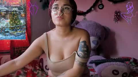 Snapshot of maddy_jhonsson chatting on 12-14-25, 08:02 Maddy online show from 12-14-25, 08:02