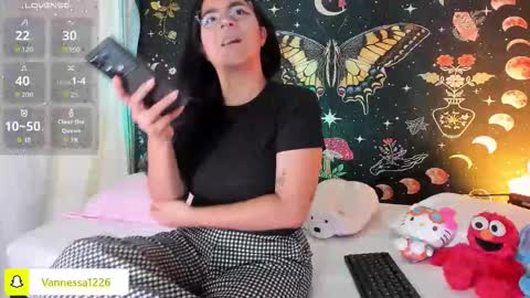 Snapshot of maddy_rose12 chatting on 11-18-25, 02:32 Maddy rose12 online show from 11-18-25, 02:32