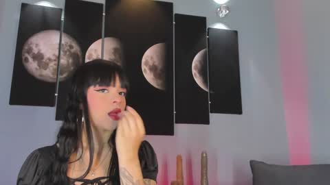 Snapshot of maddy_walker chatting on 12-07-24, 08:27 Maddy online show from 12-07-24, 08:27