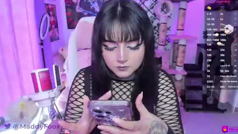 Maddy Foox online show from 07-12-26, 10:45
