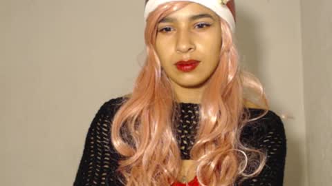 Snapshot of made_lover1999 chatting on 12-21-24, 09:55 Made online show from 12-21-24, 09:55