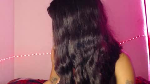 Snapshot of made_lover1999 chatting on 02-16-25, 05:15 Made online show from 02-16-25, 05:15