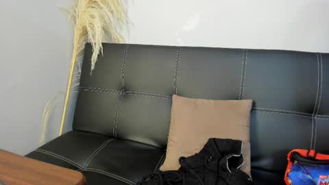 Madelaine  online show from 04-23-26, 10:25