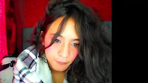 Snapshot of madelainee_buk chatting on 12-18-24, 08:25 Buk online show from 12-18-24, 08:25