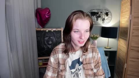 Snapshot of madelaines chatting on 09-14-25, 09:08 madelaines online show from 09-14-25, 09:08