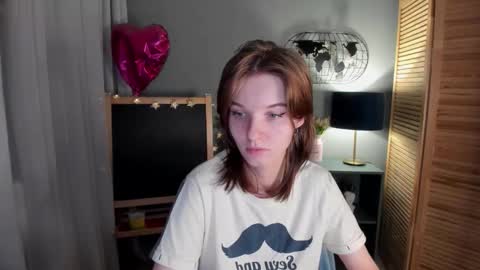 Snapshot of madelaines chatting on 10-14-25, 02:40 madelaines online show from 10-14-25, 02:40