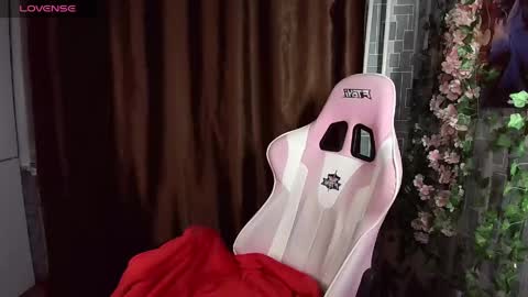 madelaines online show from 04-27-26, 10:08