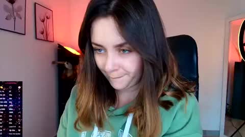 Snapshot of madelamee chatting on 03-07-26, 09:12 madelamee online show from 03-07-26, 09:12