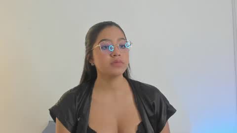 madelayn_torres online show from 06-11-26, 11:30