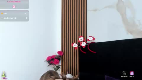 Madelin Clerk online show from 12-28-24, 09:30