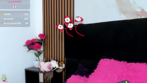 Madelin Clerk online show from 12-30-24, 09:19