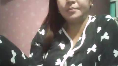 Snapshot of madeline263 chatting on 03-09-26, 03:32 madeline263 online show from 03-09-26, 03:32