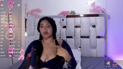 Snapshot of madeline_curvy chatting on 04-12-26, 01:49 Madeline online show from 04-12-26, 01:49