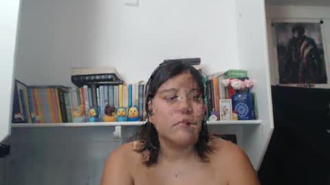 Snapshot of madfeather chatting on 09-15-25, 05:46 Letty online show from 09-15-25, 05:46
