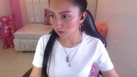 Snapshot of madhison_klain_s chatting on 03-02-26, 08:15 Madhison online show from 03-02-26, 08:15