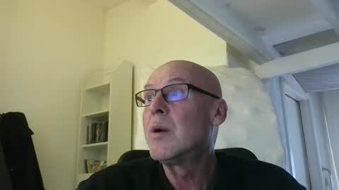 madio1187940 online show from 12-03-25, 01:31