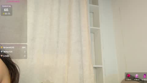 Madelein online show from 01-26-25, 06:59