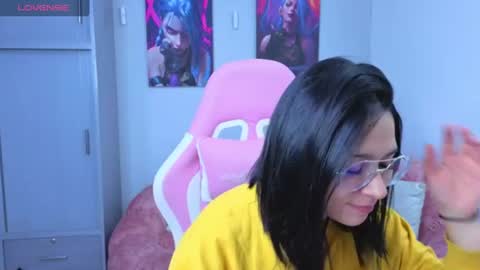 Snapshot of madison__beer chatting on 06-11-26, 08:40 Madison online show from 06-11-26, 08:40