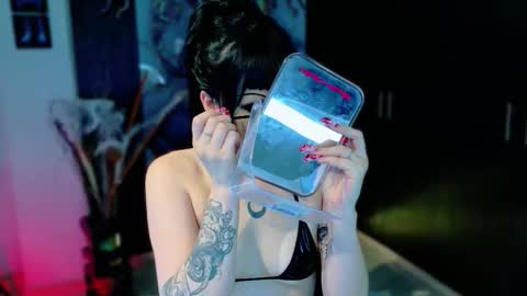 Snapshot of madison_jacksonn chatting on 11-11-25, 09:26 madison_jacksonn online show from 11-11-25, 09:26